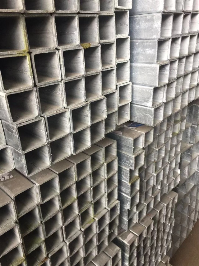 低合金 Q355B 留坝留坝留坝镀锌无缝方管 工程专用无缝留坝留坝留坝镀锌方管